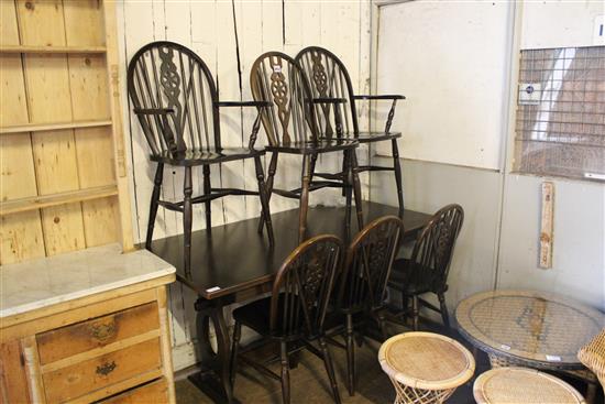 Dining table & 6 chairs (2 carvers)